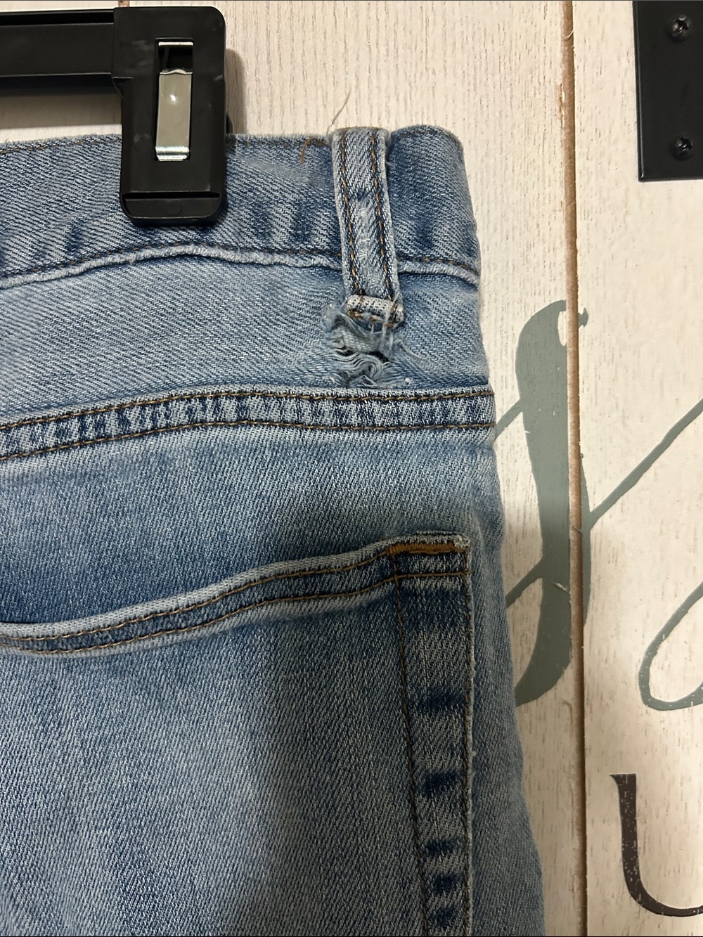 J Crew mercantile flex straight leg Men's Lightwash Jeans, size 32/30 - Picture 6 of 8